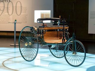 ベンツ・パテント・モトールヴァーゲン(Benz
      Patent-Motorwagen)