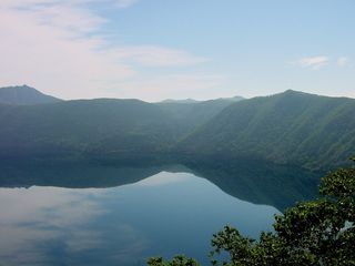 北海道:摩周湖の湖面