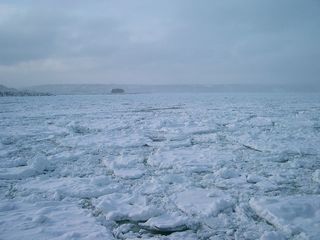 北海道：網走沖の流氷