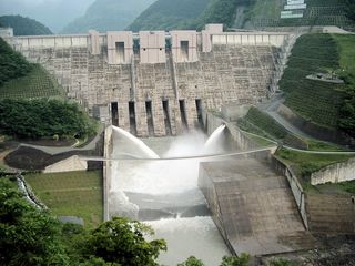 静岡県：寸又峡の長島ダム