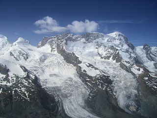 スイス：ゴルナーグラートのブライトホルン氷河