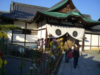 京都府：大覚寺の式台玄関