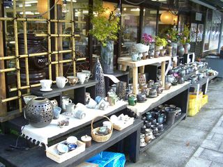 栃木県：益子陶器市の店舗販売