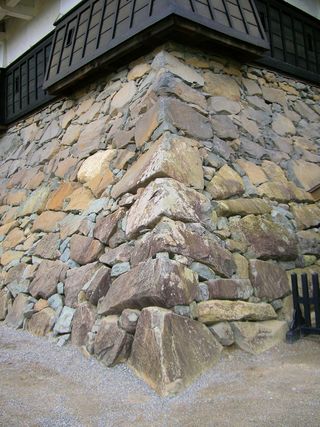 長野：松本城の石垣