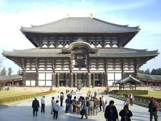 奈良県：東大寺の大仏殿