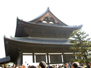 京都市：東福寺の本堂