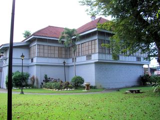 ラグナ州(Laguna)：リサール記念館(Rizal shrine calamba)