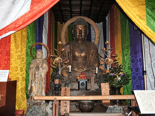 静岡県：龍潭寺の丈六の仏