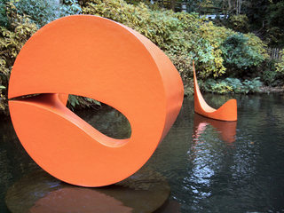 神奈川県：箱根 彫刻の森美術館 浮かぶ彫刻 ３