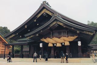 島根県：出雲大社の拝殿