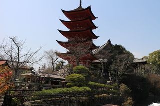 広島県：宮島　豊国神社の五重塔
